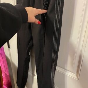 GLOOM STICHED TRACK PANTS